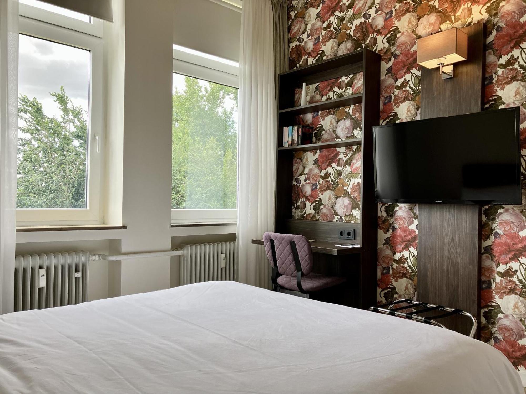 Hotel Faehrhaus Km734 Дюселдорф Стая снимка