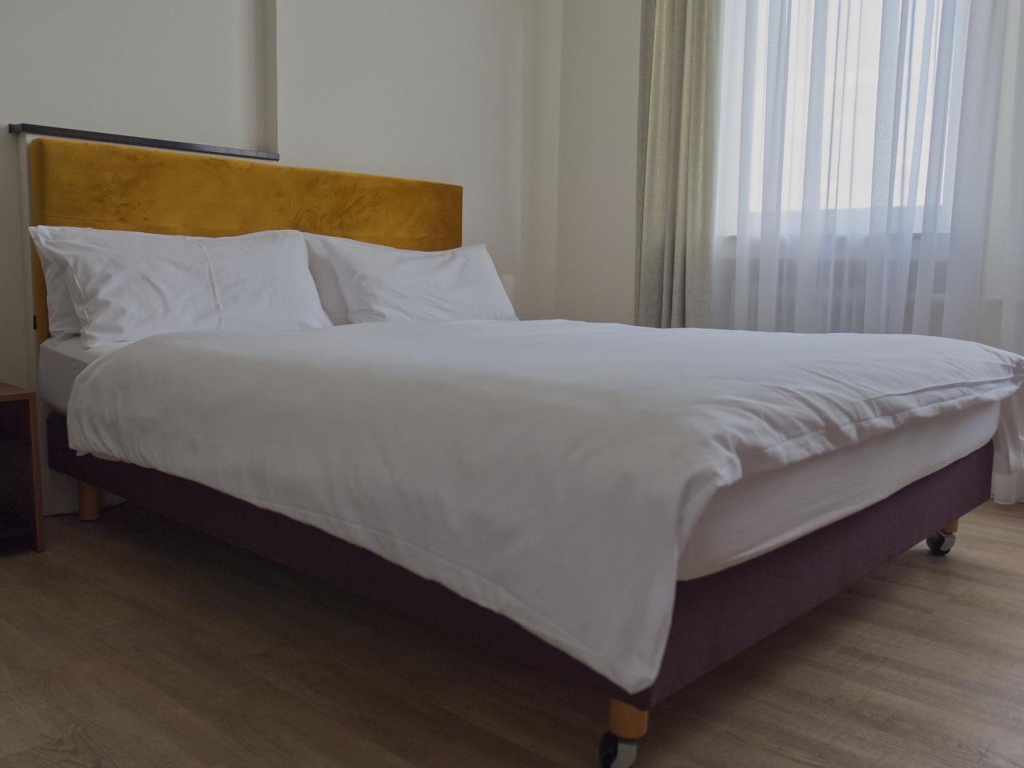 Hotel Faehrhaus Km734 Дюселдорф Стая снимка